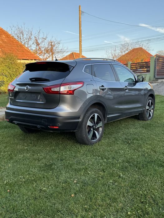 Vand Nissan Qashqai 1.2 benzina din 2015