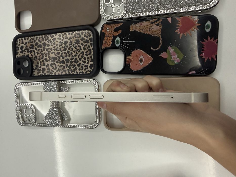Iphone 13 128 gb с калъфи