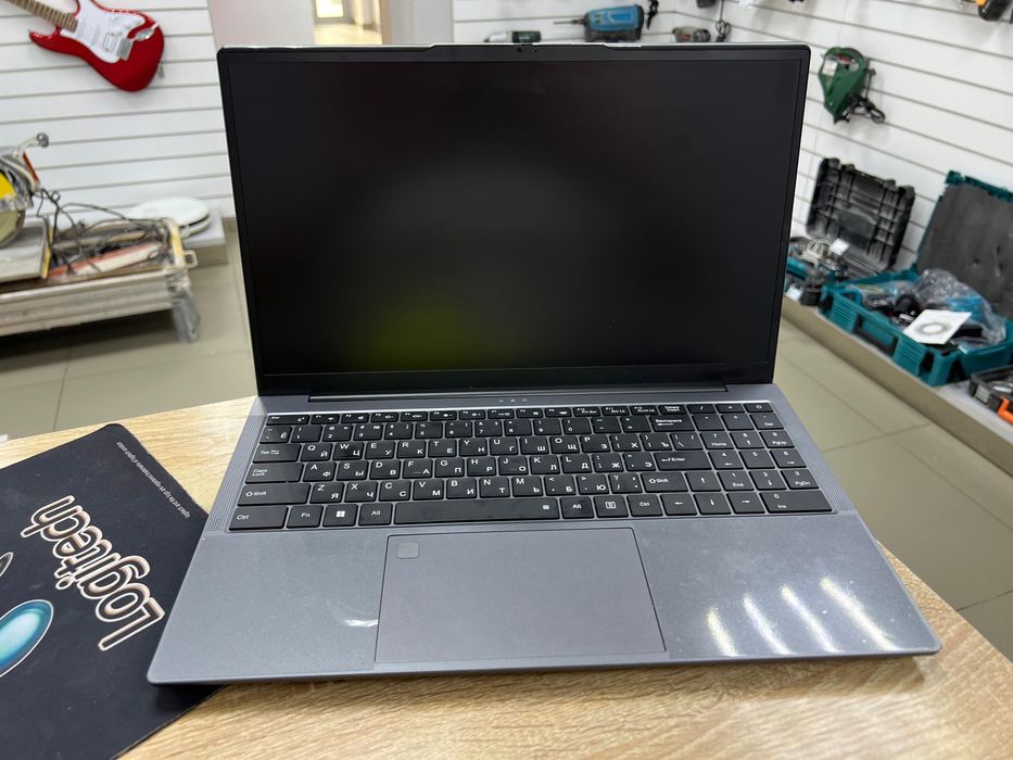 Hydra edition RAZOR R7 H30 (TM79)