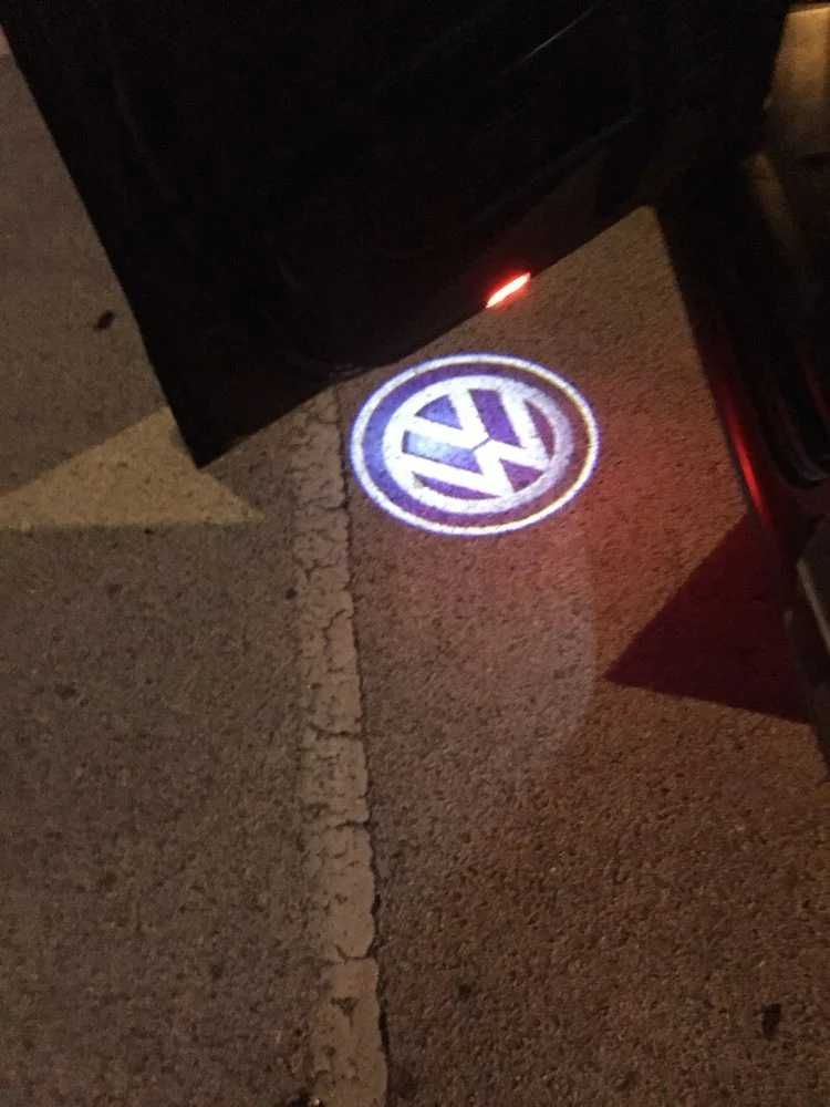 Set 2 Lumini Usi Lampi Portiere Logo Holograme Volkswagen VW Dedicate