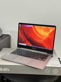 Laptop ASUS ZenBook UX410U Quartz Grey cu procesor Intel Core i7-7500U