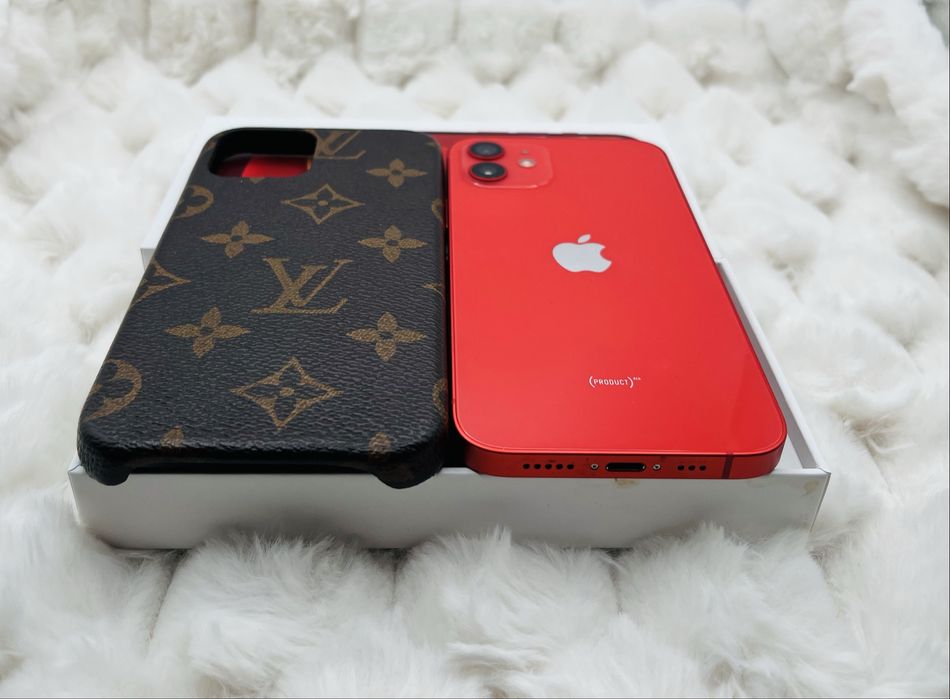 Vând / Schimb IPhone 12 Roșu 128 GB Impecabil