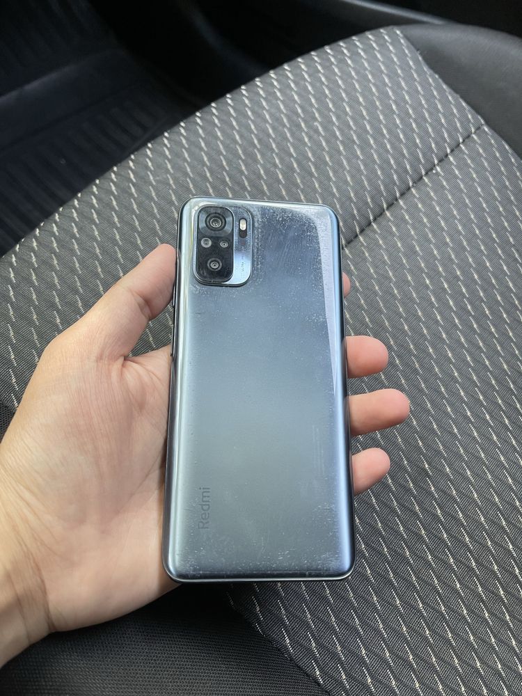 Redmi Note 10 - В хорошем состоянии