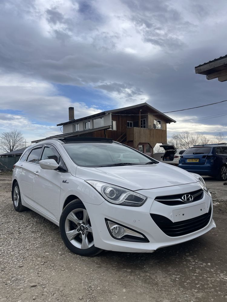 Dezmembrez hyundai i40 2.0 d4fd