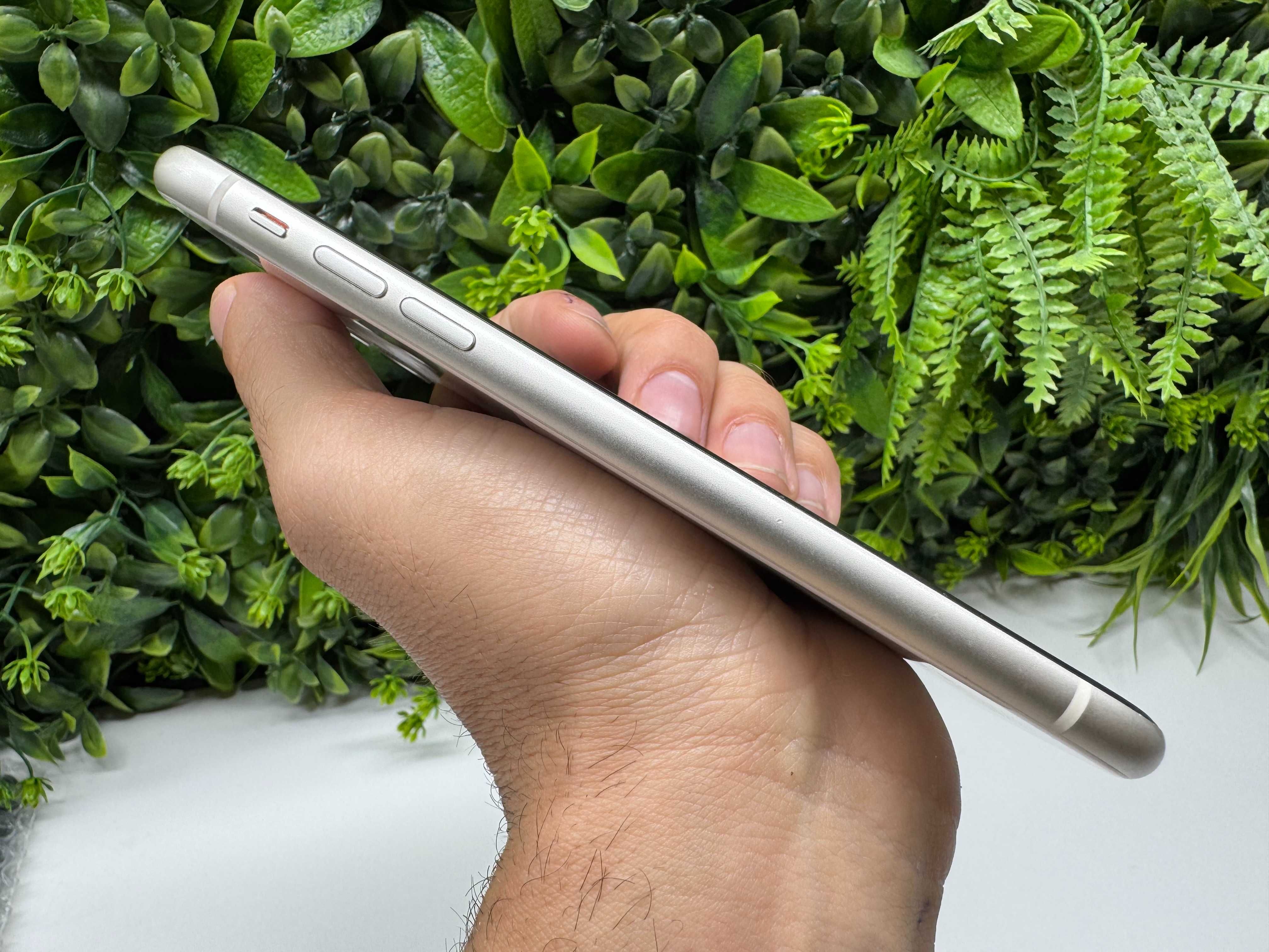 iPhone 11 64GB 100% батерия White Гаранция