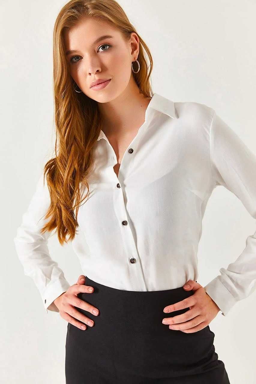 женская белая рубашка на скидке