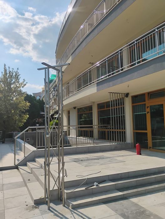 Монтаж на алуминиеви парапети