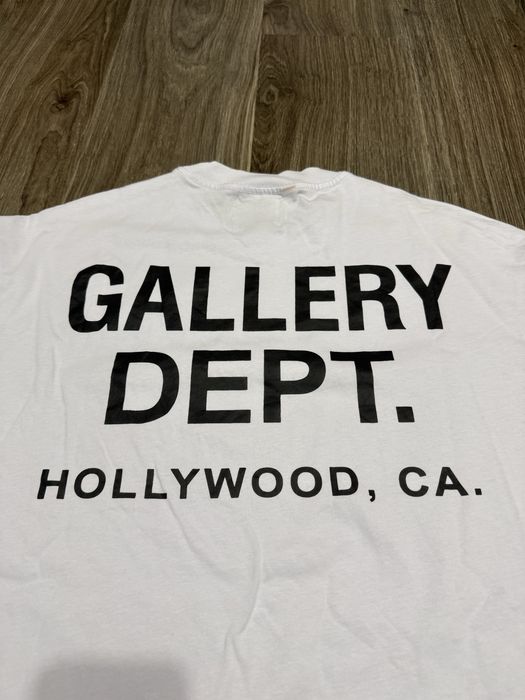 Tricou Gallery Dept - Nou cu etichetă , Calitate Premium