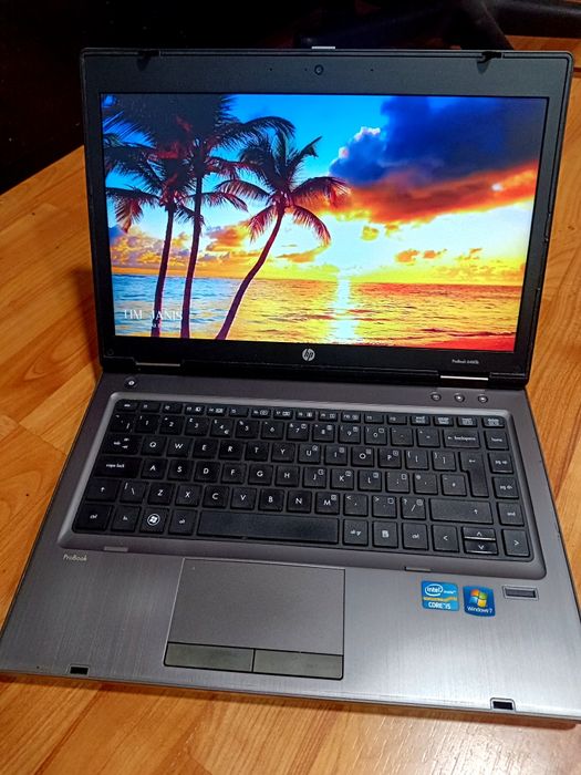 Laptop HP -Intel Core I 5 ( 4 cpu 2.5 ghz)/ 6 GB RAM. Dvd/ Rw./ SSD .
