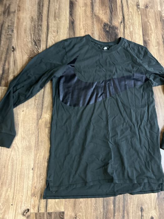 Nike Tee Feill size M
