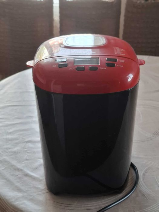 Хлебопекарна Heinner  HBM-915BKR