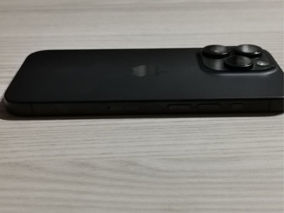 iPhone 15 Pro - 128GB