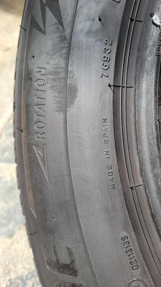 Bridgestone Blizzak LM005 215/70/16 SUV