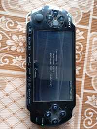 Продам портативную игровую приставку  PSP