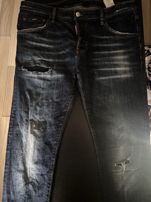 Blugi Dsquared2 , XXL , stare buna