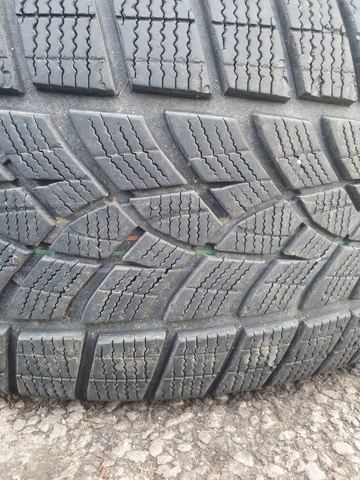 Гуми 255/55/19  2 броя