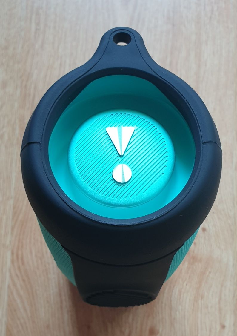 JBL Charge 5 с протектор