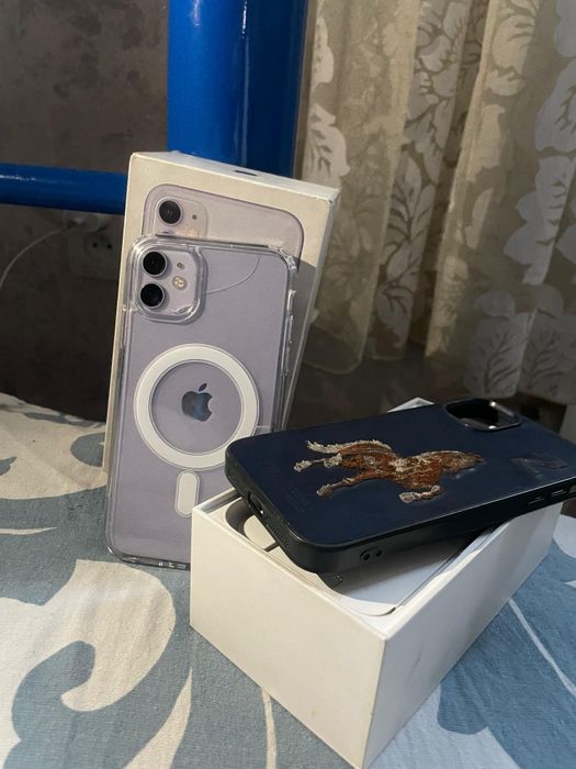 Телефон Iphone 11