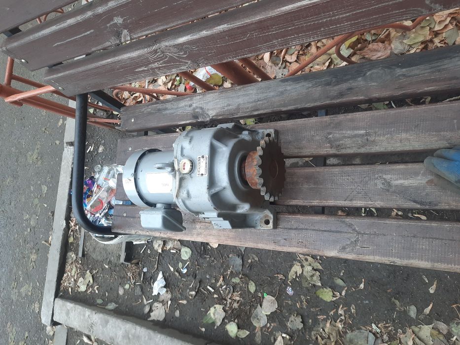 Редуктор произ.Корея.