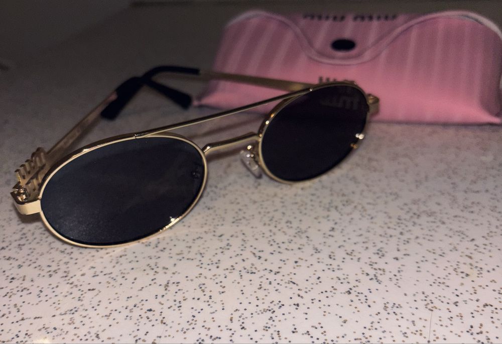Miu miu слънчеви очила