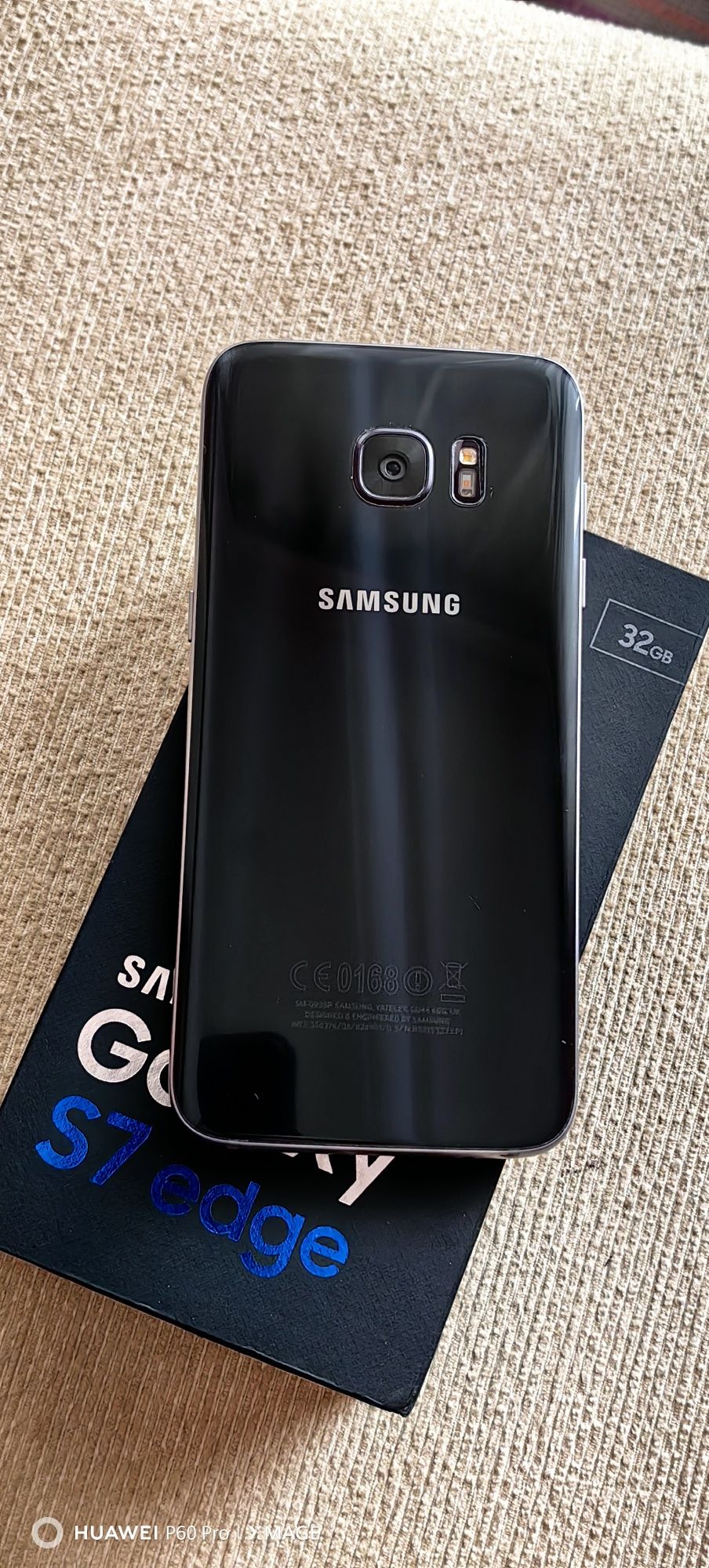 SAMSUNG Galaxy S7 EDGE-Перфектно състояние.Пълен комплект.Кейс подарък