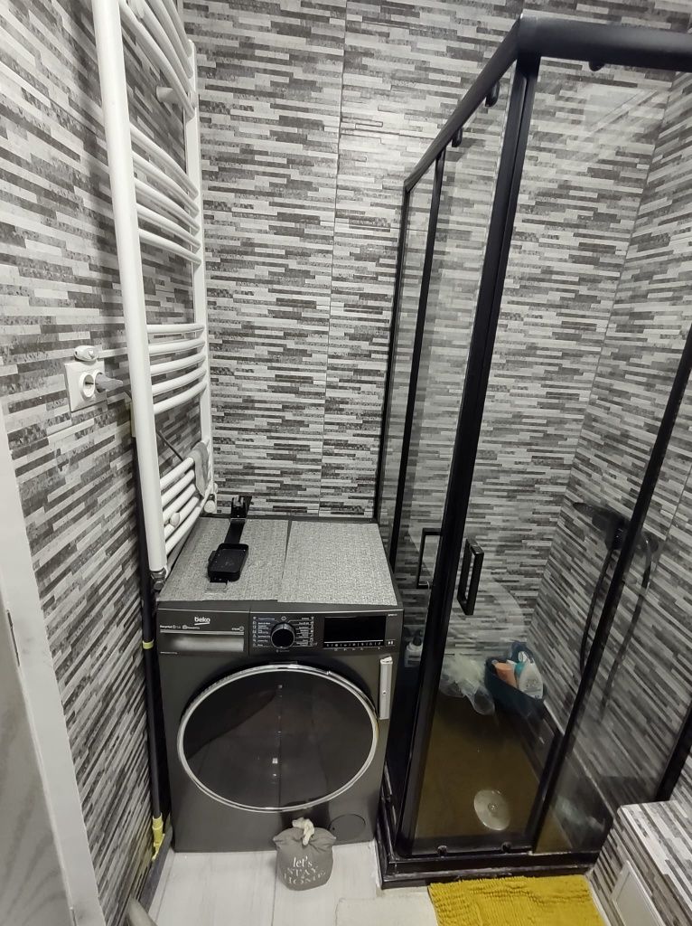 Vand apartament 2 camere