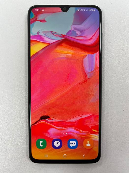 Продам смартфон самсунг А70