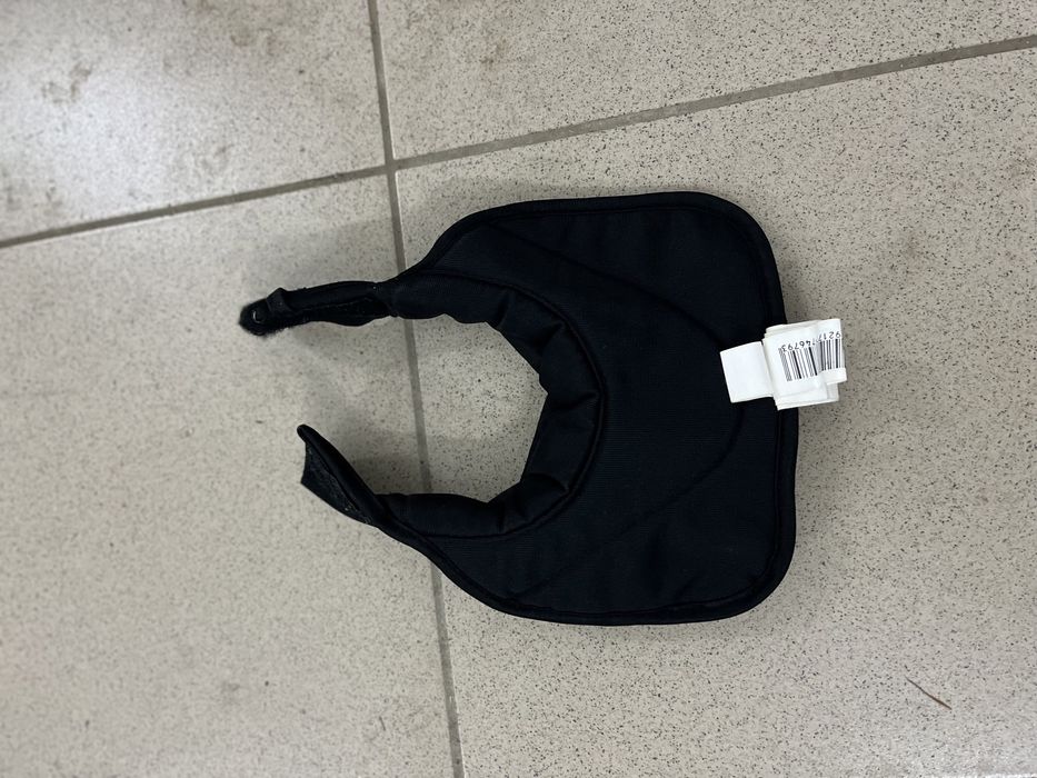 хокеен нагушник детски (налигавник) CCM X30