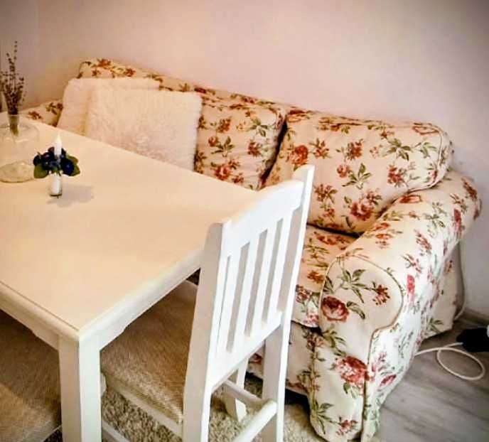 Три местно канапе