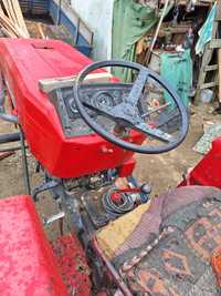 Vând tractor  U45 romanesc