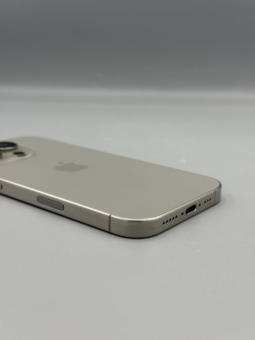iPhone 16 Pro | 256 GB | Baterie 100% | 10 Cicluri | Natural Titanium