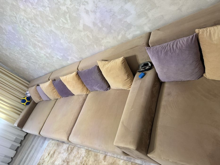 Canapea de catifea 5 metri