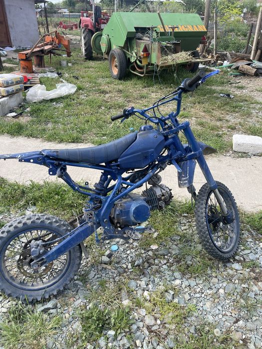 Cross 125cc schimb sau vand cu trotineta electrica kukirin G2