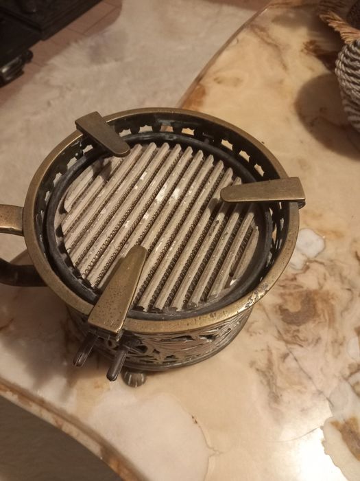 Piesă de colecție, confecționată din bronz!