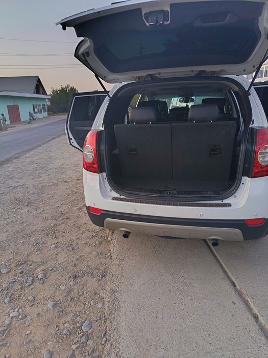 Kaptiva_1 holati alo darajada pachti yurmagan mashina