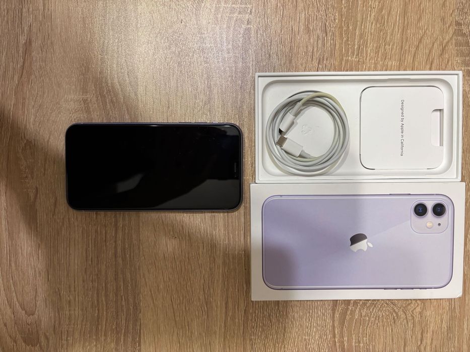 Продавам IPhone 11