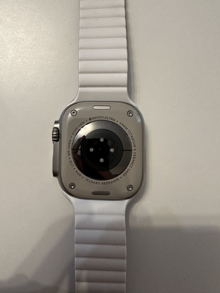 Apple Watch Ultra 2 cu garantie