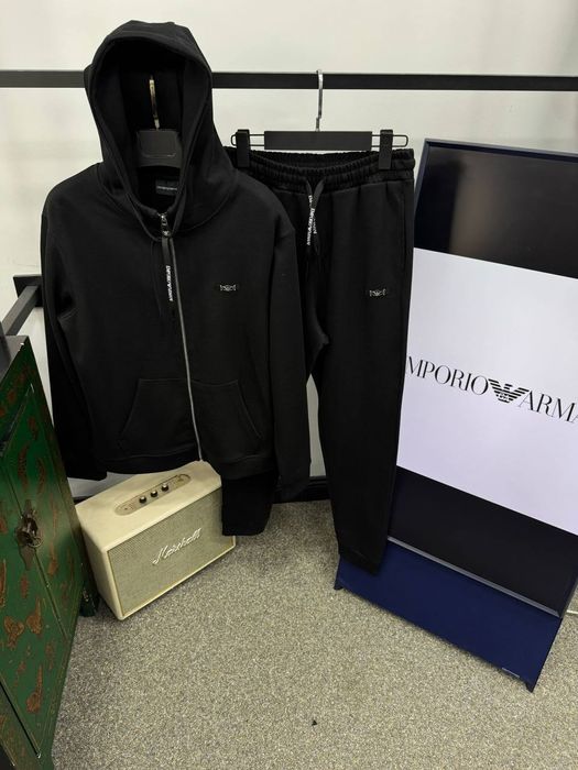 Мъжки екипи различни модели