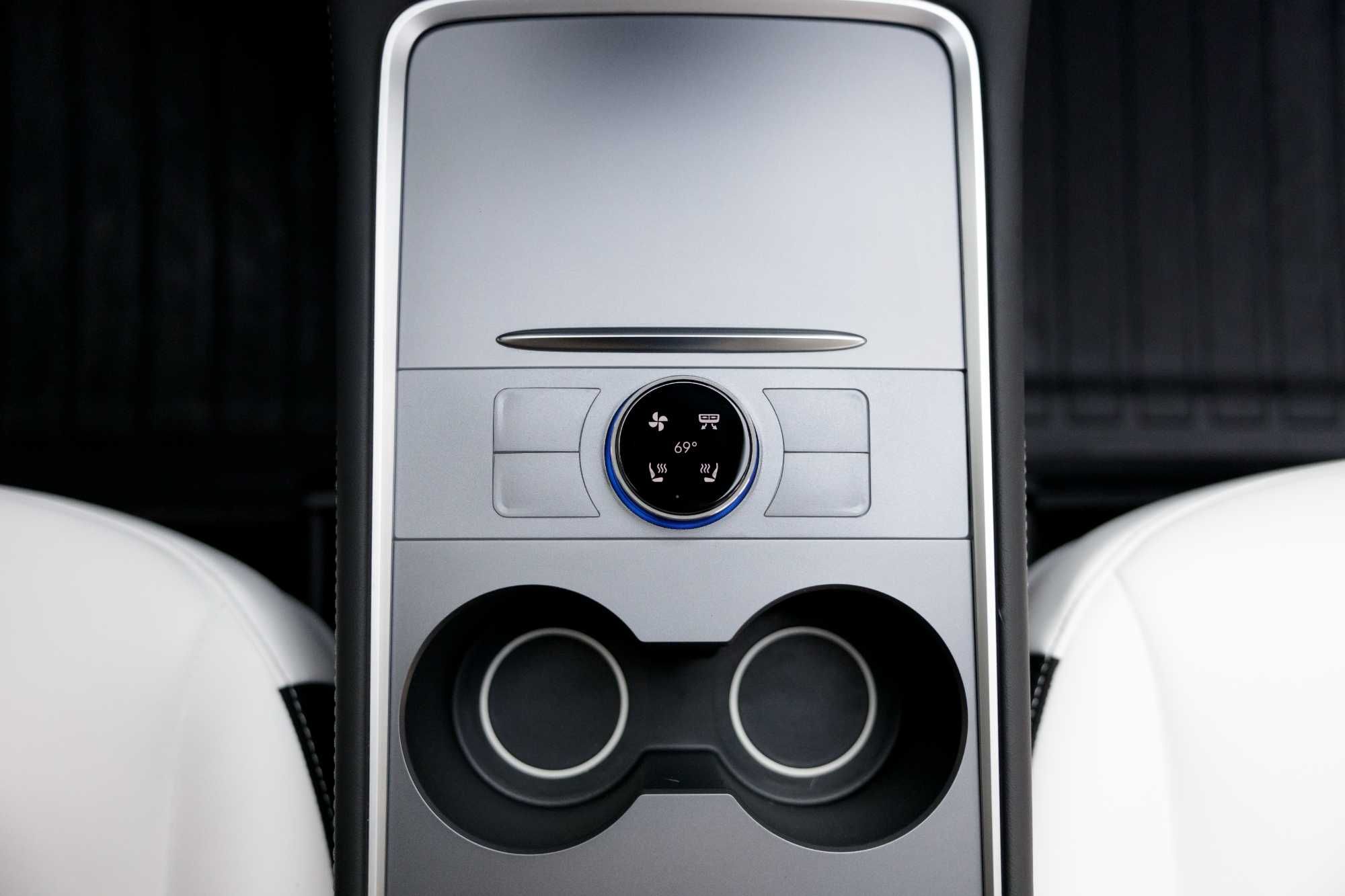 Продавам S3XY Knob S3XY Buttons Тесла Tesla
