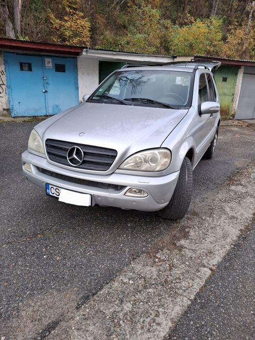 Vând Mercedes-Benz ML 270 CDI automat, an 2002, 305.000 km reali