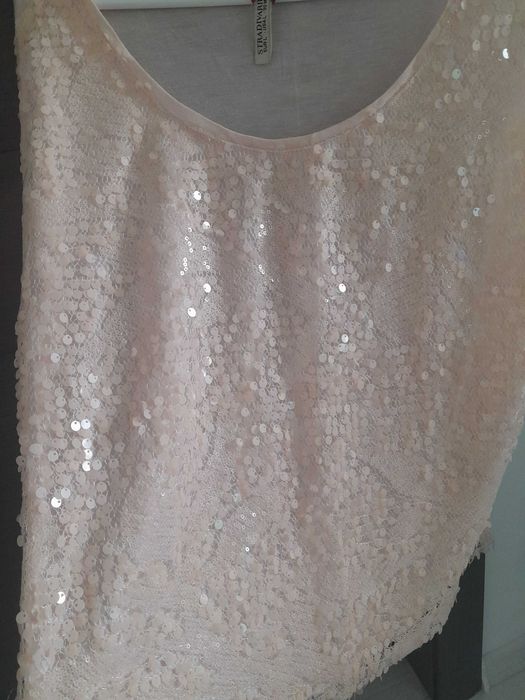 Bluză cu paiete Stradivarius