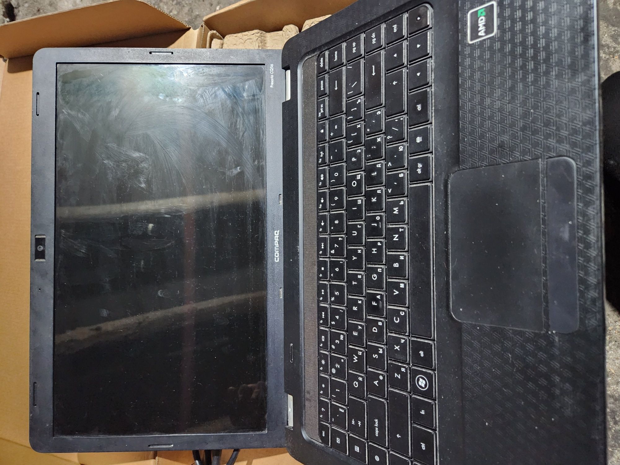 Notebook Compaq 56