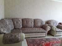 Шикарный мягкий уголок ,диван и кресло