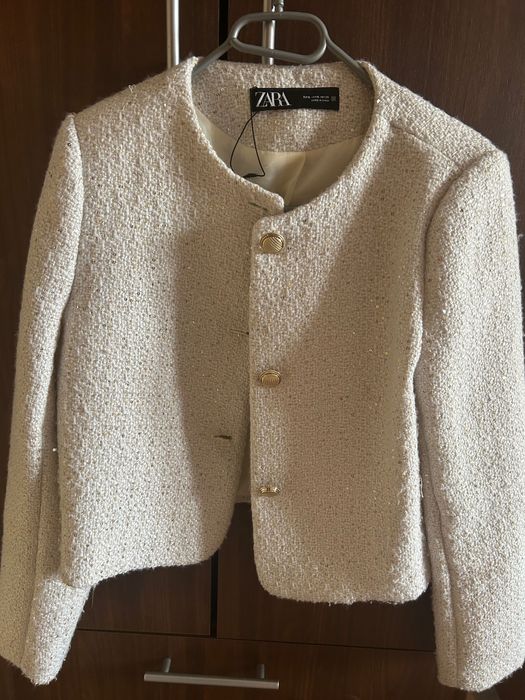 Дамско яке от Zara