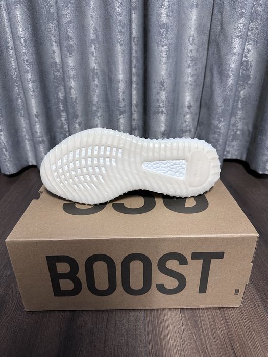 Adidas Yeezy Boost 350v2 Zebra