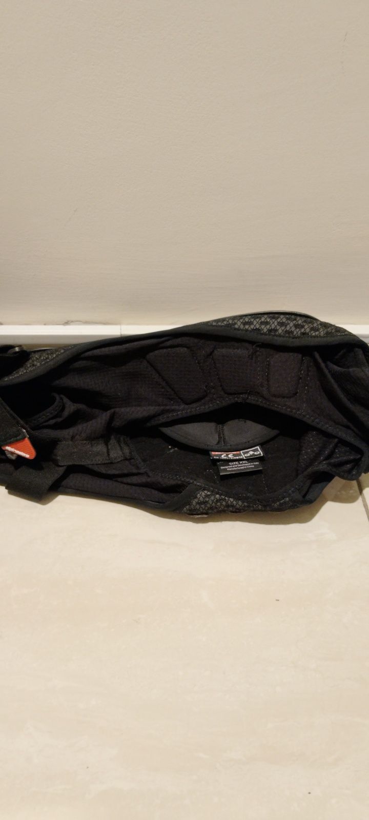 Наколенки Alpinestars XXL размер