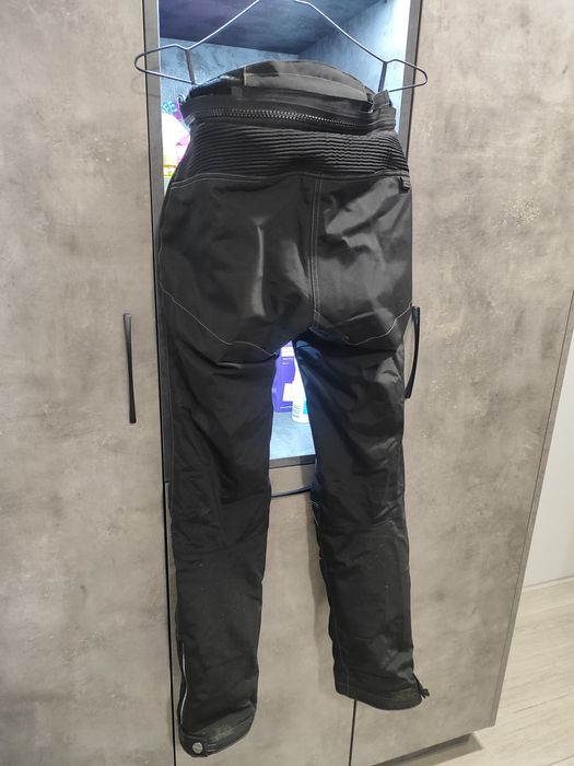 Дамски текстилен панталон Vanucci