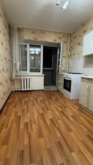 Продается 1 комн. Район 4-мкр