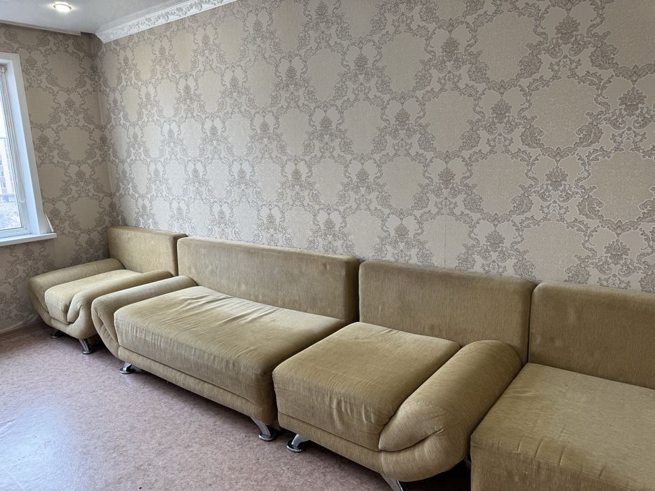 Диван с 2 креслами, можно угловым сделать
