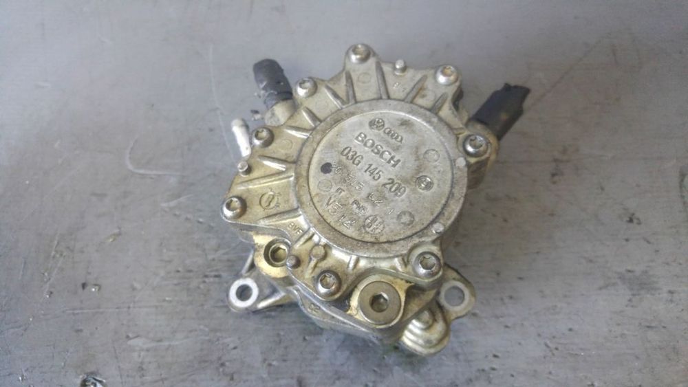pompa vacuum audi a3 8p skoda octavia 2 vw passat 2.0tdi bkd 03g145209
